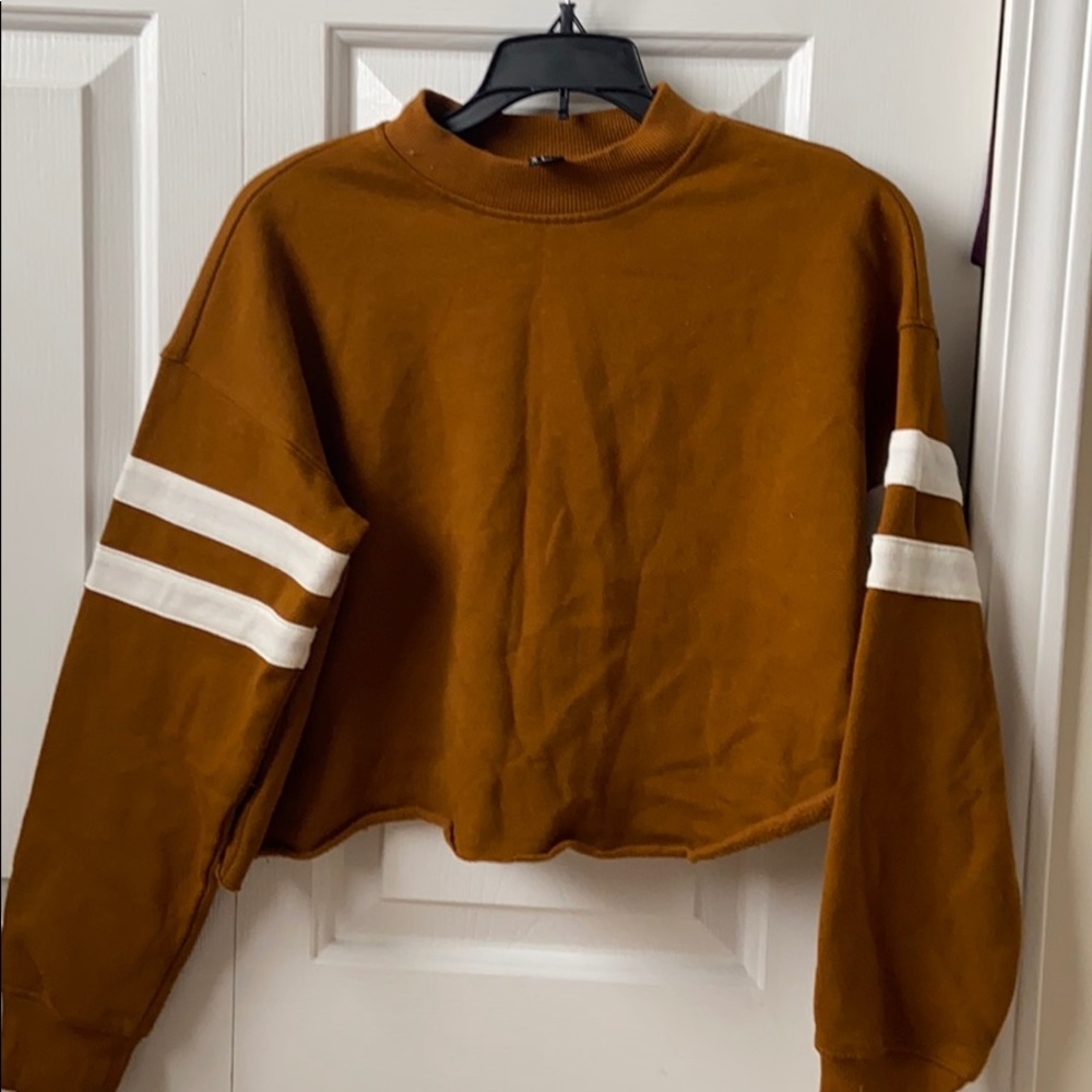 Forever 21 cropped sweatshirt